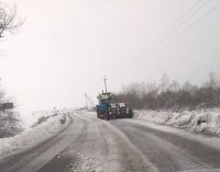 Проводятся работы порасчистке дорог хуторе Сухой Кут Воздвиженского сельского поселения от снега и снежных заносов